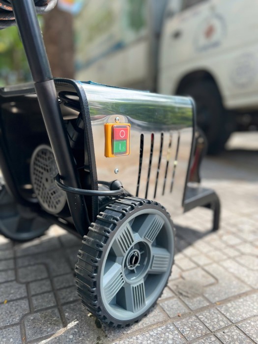 Máy rửa xe KAW K4000 chính hãng,Phun rửa mạnh mẽ, Áp lực cao, Đánh bay mọi vết bẩn